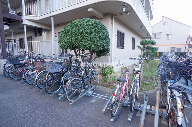 【駐輪場】の画像