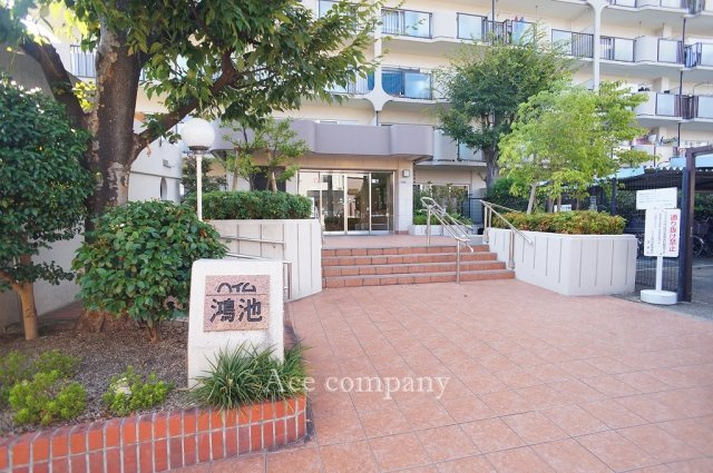 【エントランス】 | ハイム鴻池 | スーパー・ドラッグストア・コンビニ徒歩3分圏内です♪