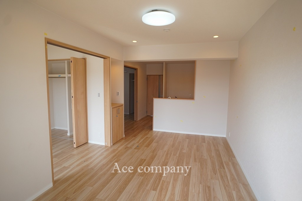 【居間・リビング】の画像