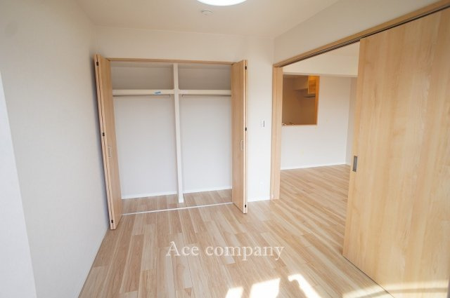 【寝室】の画像