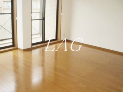 【居間・リビング】 | ラ・ポーム | 洋室のお部屋です。