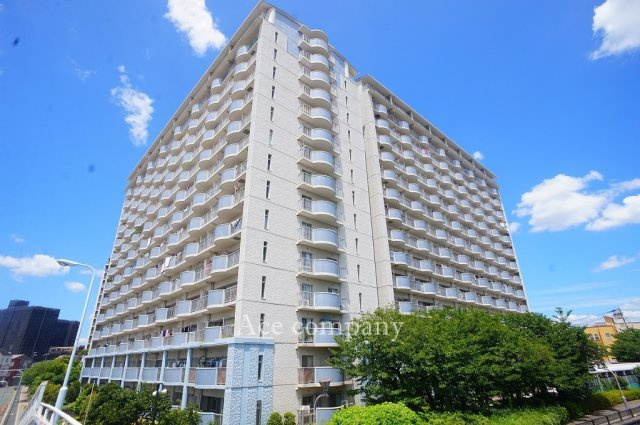 【外観】 | ファミールハイツ城東A棟 | 【ペット飼育OK♪新耐震基準のビッグコミュニティマンション☆】ローン返済目安：月々約77142円（頭金0円、変動金利0.825％、返済期間35年、ボーナス払い無しで試算しています）