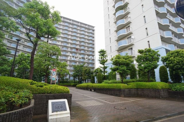 【外観】 | ファミールハイツ城東A棟 | 【アプローチ】