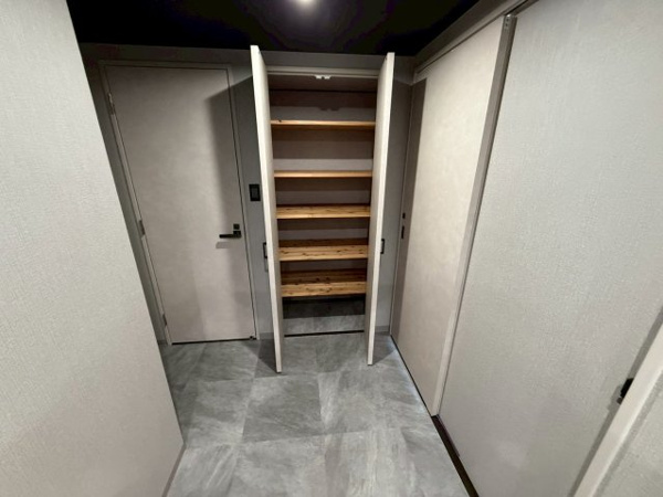 【収納】 | 脱衣所の収納。タオルやストックのシャンプー、洗剤等を収納出来ます。