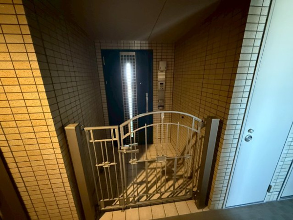 【エントランス】 | アルコーブ