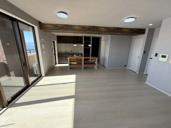 【居間・リビング】 | 陽当たり、通風、眺望良好です。