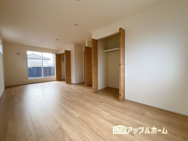 【新築戸建】深谷市上野台 全1棟の洋室|２階居室は全室収納あり！たっぷりある収納活用でお部屋もキレイを保てます♪