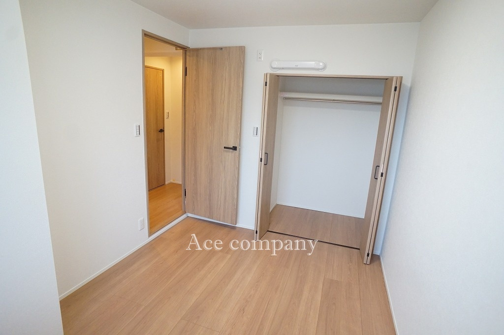 【寝室】の画像