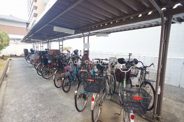 【駐輪場】の画像