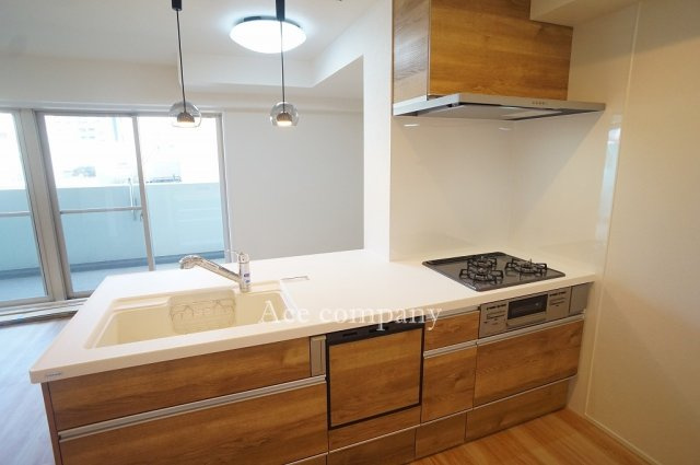 【キッチン】 | ライオンズマンション鴻池新田 | 食洗機付きのシステムキッチン新調です☆3口ガスコンロ☆