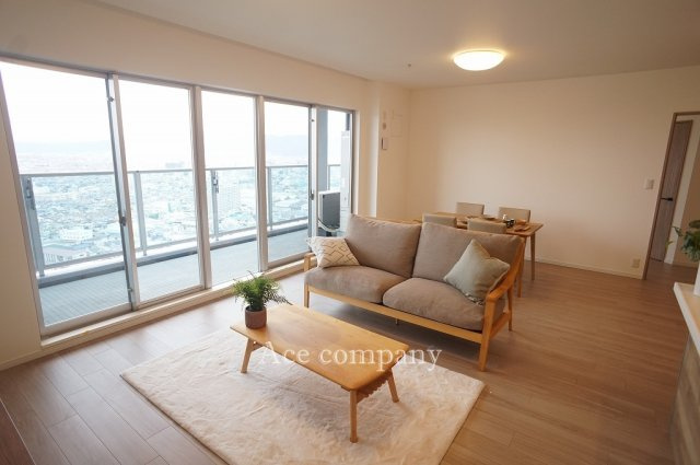 【居間・リビング】の画像