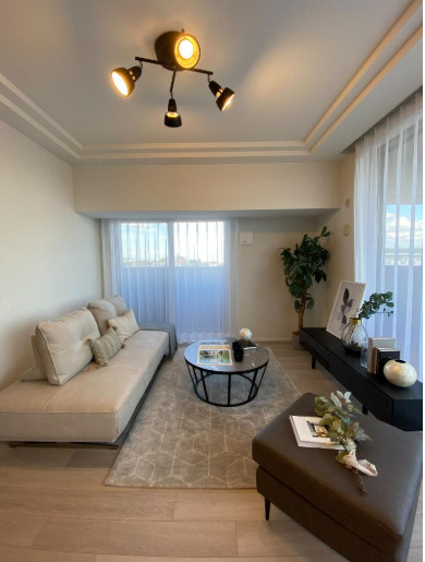 ワコーレ神戸本山ガーデンズの居間・リビング|LDK約20帖　床暖房あり