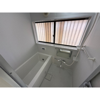 【浴室】 | コーポニューオリンズ | きれいなお風呂です