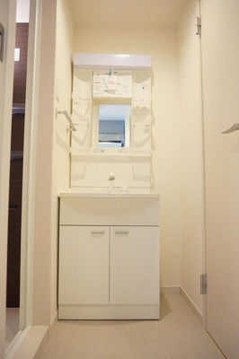 【洗面所】 | リブリ・千葉公園 | 使いやすい洗面所です
