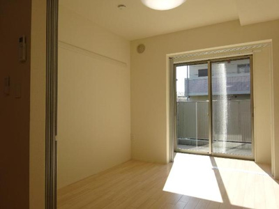 【内装】 | イルミナーレ | 室内