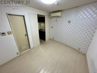 キューブ南塚口3の寝室