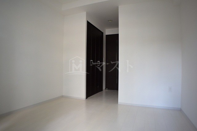 レジュールアッシュ九条の居間・リビング