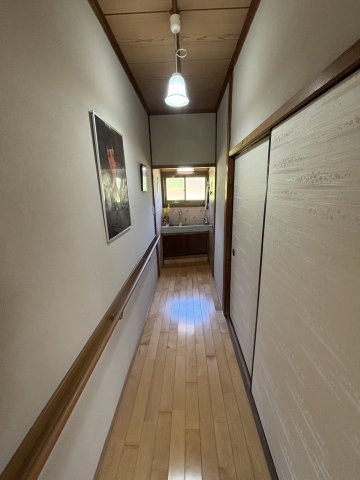 【内装】 | 山鹿市久原 | ☆手入れの行き届いた廊下☆