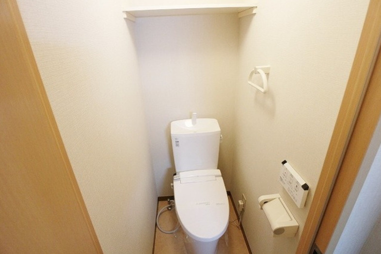 ユーコート上用賀　メゾネット　ペット相談　礼金0のトイレ