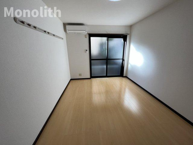 パルコート清水Ⅱ番館の居間・リビング