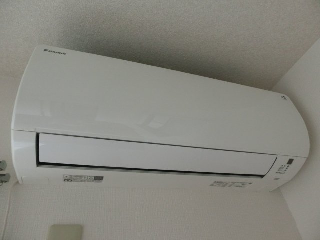 【設備】 | モンシャトー田代 | 快適な生活に欠かせないエアコン。（※参考写真）