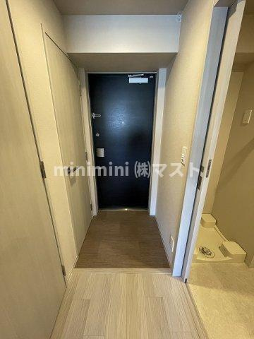 メトローサキョウマチボリの玄関