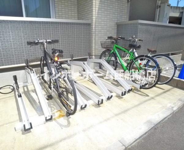 ライフステーション船橋の駐車場