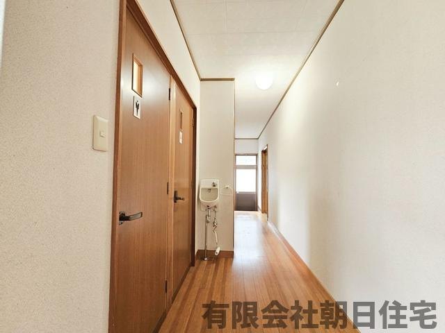 【内装】 | 木次町西日登中古戸建 | 明るい色調の室内です