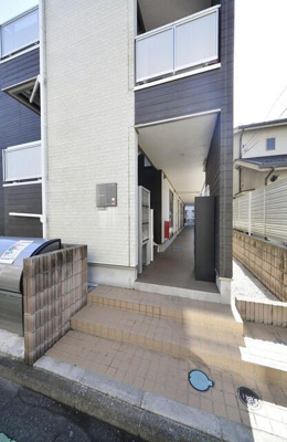 【エントランス】 | リブリ東林間(リブリヒガシリンカン)