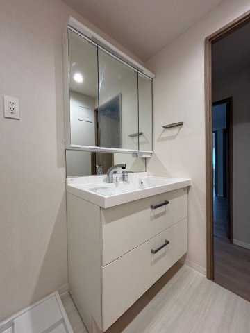 ライオンズマンション左京山第2の独立洗面台