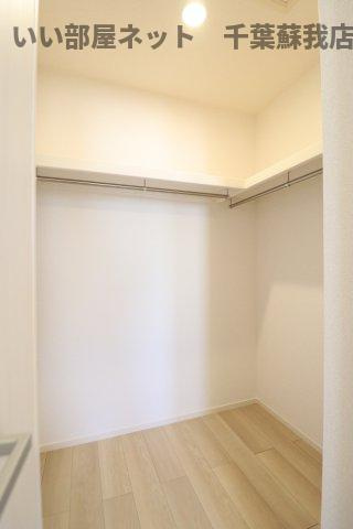 ヴィラ・オアシスの収納|憧れのウォークインクローゼット！