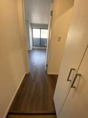 【玄関】 | T&Fレジデンス西戸部 | シューズボックス付きの玄関♪