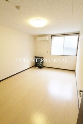 レオネクストワイケージーの居間・リビング