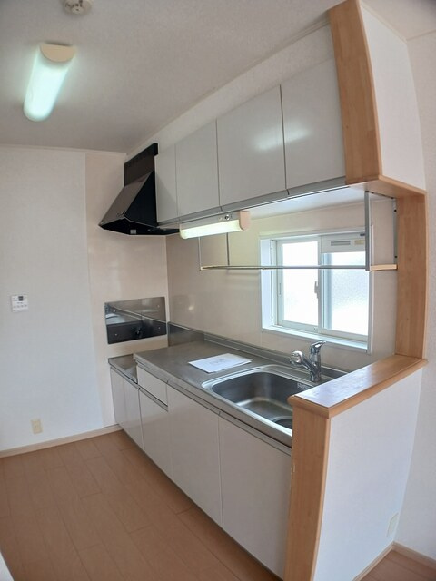 グリーンウッドⅢのキッチン