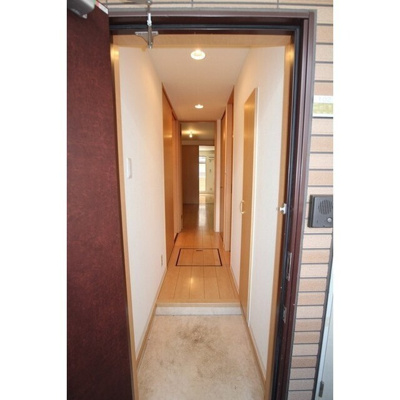 【玄関】 | ディアコート | シューズボックスで玄関すっきり♪