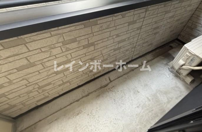 メルディア梅島Ⅲのバルコニー