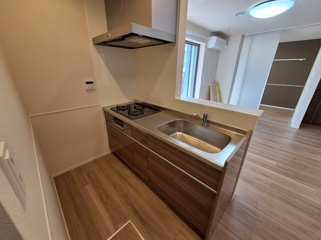 フォーシーズンのキッチン|★3口ガスシステムキッチン★