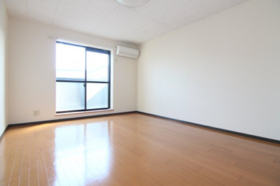 【洋室】 | サンマーチ日吉 | 別のお部屋の参考写真となります