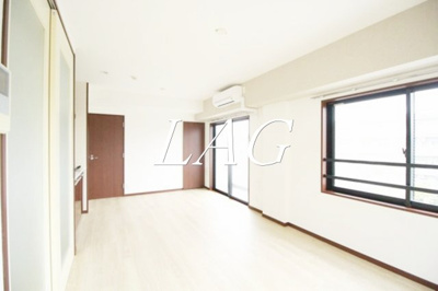 【居間・リビング】 | ゼクシア市谷台 | 洋室のお部屋です。