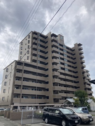 サーパス空港通の外観