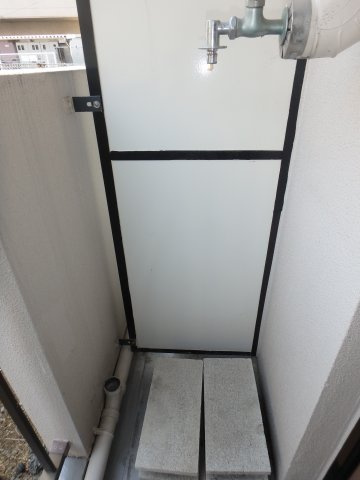 ココスi.ホールのその他|バルコニーに洗濯機置き場