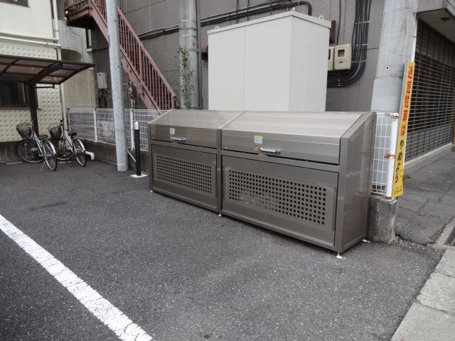 【その他共用部分】 | ココスi.ホール | ゴミ置き場

