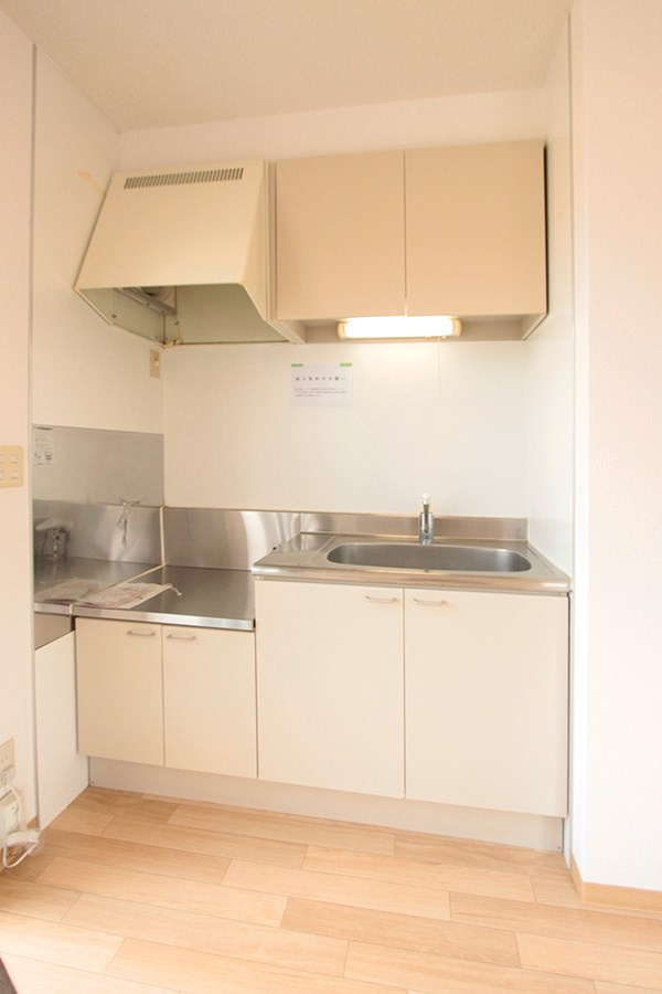 サンライズCのキッチン|DK7.5帖　※別部屋反転間取り写真につき若干相違有