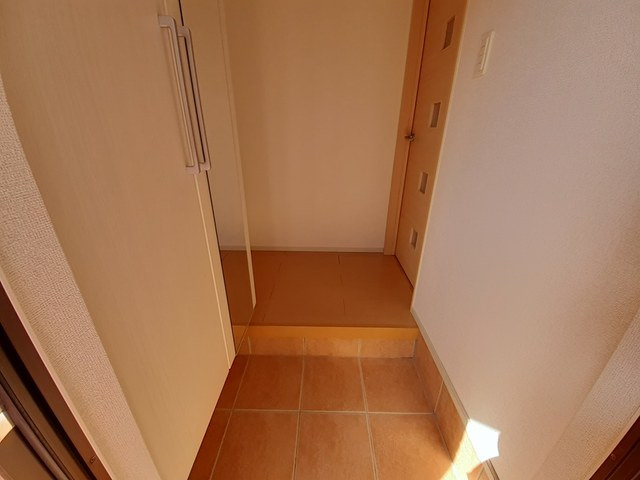 エレガントリヴの玄関