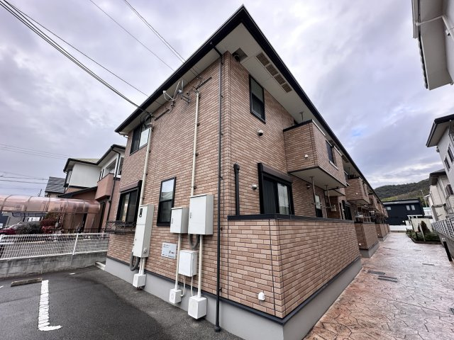 エレガントリヴの外観