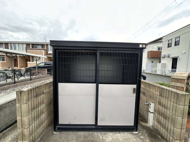 エレガントリヴのその他