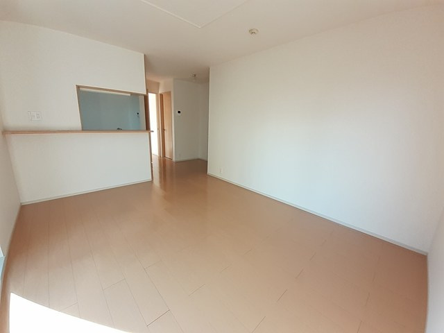 エレガントリヴの居間・リビング