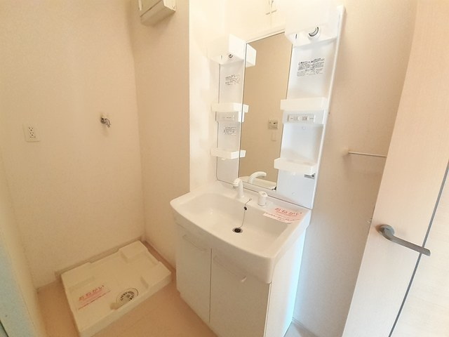 エレガントリヴの洗面所