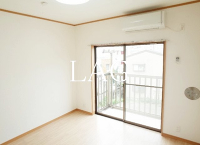 【居間・リビング】 | ラ・マイレ・アレイ | 洋室のお部屋です。