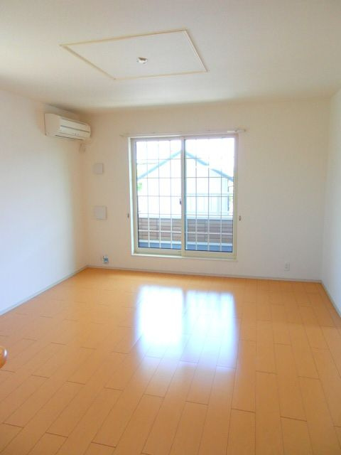 フラワーの居間・リビング